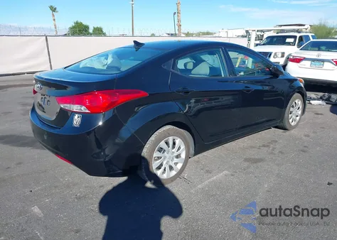2013 Hyundai Elantra Gls z USA, uszkodzony, nr VIN 5NPDH4AE0DH224924